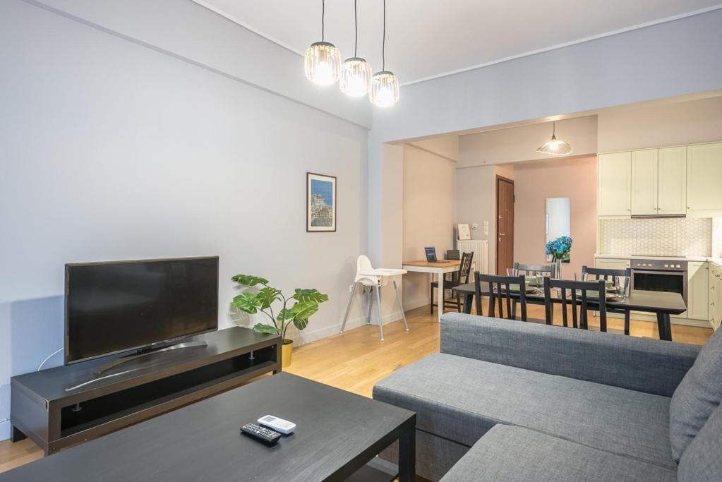 Pame Rentals - 2Bd & 2Ba Home, 4 Min To Acropolis Ateny Zewnętrze zdjęcie