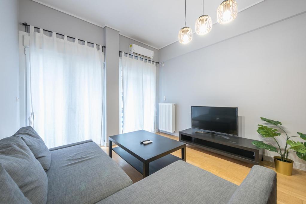Pame Rentals - 2Bd & 2Ba Home, 4 Min To Acropolis Ateny Zewnętrze zdjęcie