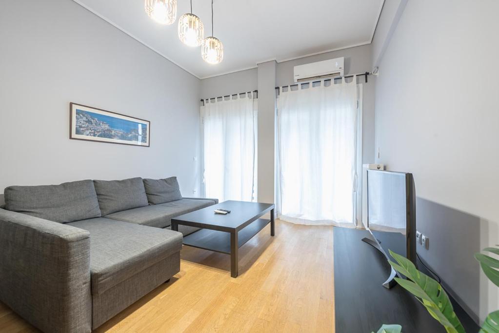 Pame Rentals - 2Bd & 2Ba Home, 4 Min To Acropolis Ateny Zewnętrze zdjęcie